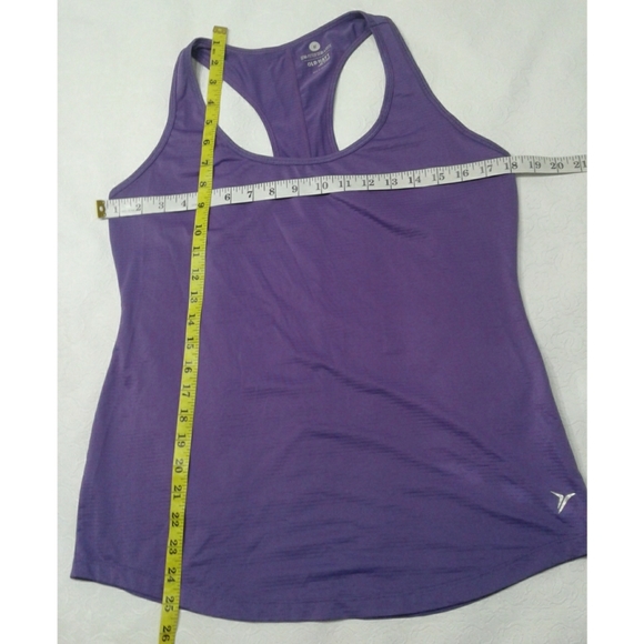 Old Navy Active tank top purple color size M - Picture 3 of 5